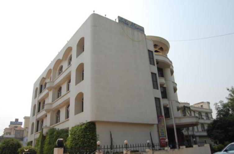Hotel Sita Manor Gwalior Exterior photo